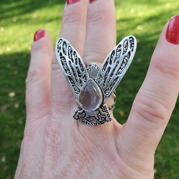 New Rose Quartz Flying Insect Silver Ring. - Picture 10 of 15